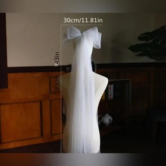 Wedding veil with bow 💕💕🩷 - Picture 4 of 7